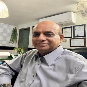 Dr. Qamar Munir Sheikh